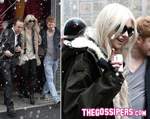 momsen neve Taylor Momsen sotto la neve a Parigi