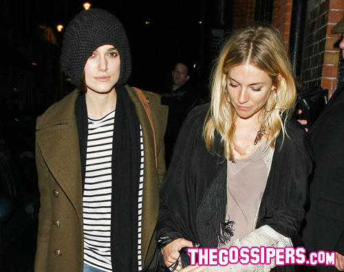 keira sienna Keira Knightley a cena con Sienna Miller