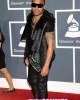 grammys lenny kravitz 80x100 FOTO GALLERY: GRAMMYs 2011   tutti gli abiti del red carpet