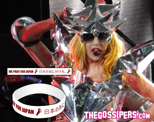 gaga bracciale Lady GaGa ha raccolto 250.000 dollari per il Giappone