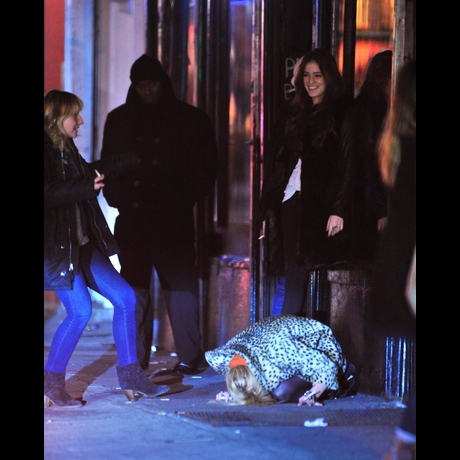 olLEY Indovina chi è volato per terra!