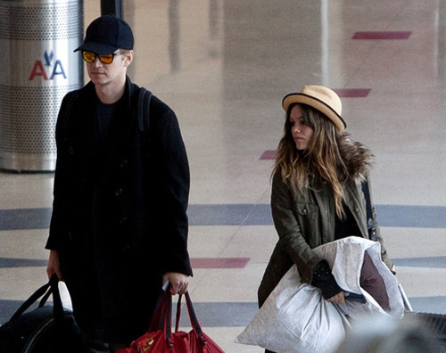 rachel hayden aero Hayden e Rachel insieme in aeroporto