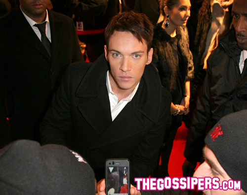 suicidio rhys meyers Jonathan Rhys Meyers in ospedale: tentativo di suicidio o overdose?