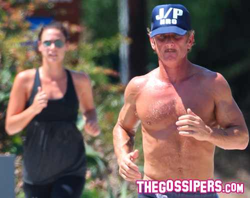 sean corre Sean Penn si allena con la nuova fidanzata