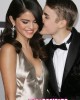 amas selena justin 80x100 FOTO GALLERY: Le star sul red carpet degli AMAs 2011