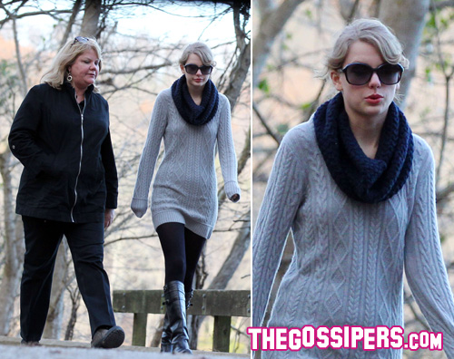 swift passeggiata Taylor Swift si gode il successo in famiglia