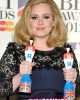 brit adele1 80x100 FOTO GALLERY: Il red carpet dei Brit Awards 2012