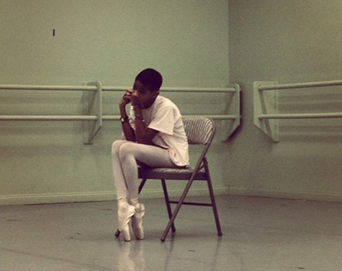 whip willow La testa rasata di Willow Smith!