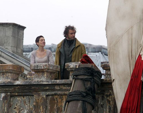 anne les miserables Anne Hathaway perde peso e capelli per Les Miserables