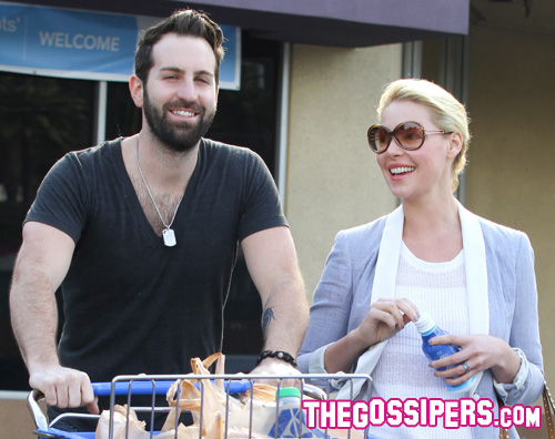 joshkat Katherine Heigl e Josh Kelley hanno adottato un altro bambino!