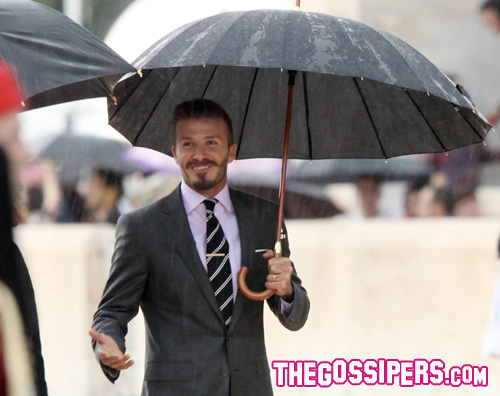 beckham acqua atene David Beckham porta la pioggia ad Atene