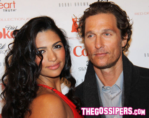 camila matthew Matthew McConaughey ha sposato Camila Alves!