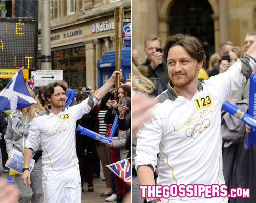 james mcavoy James McAvoy porta la Fiamma Olimpica