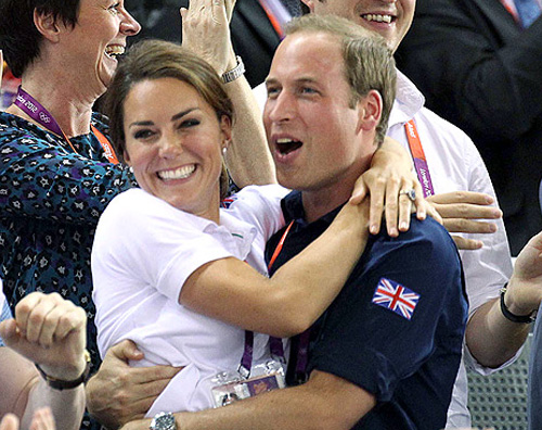 kate william Euforia e abbracci per William e Kate