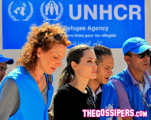 angelina 2 Angelina Jolie fa visita ai rifugiati in Siria