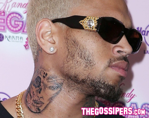 chris tatuaggio Chris Brown ha una nuovo tatuaggio: cosa rappresenta?
