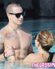 jlo smart piscina2 80x100 FOTO GALLERY: Jennifer Lopez in piscina con Casper