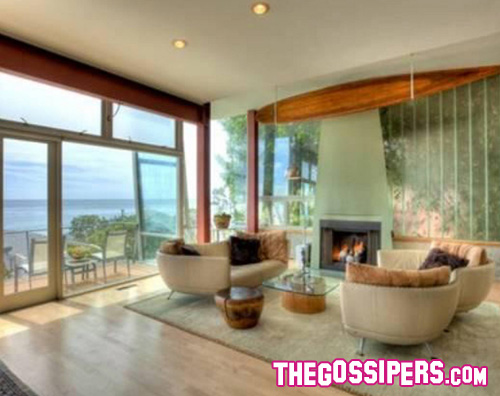 kristen2 Kristen Stewart compra una casa sulla spiaggia a Malibu