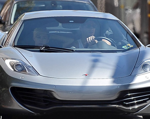 liam auto Chi si è comprato questauto sportiva?