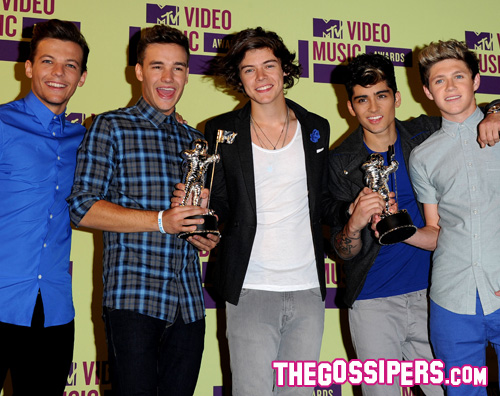 onedirection I VMAs 2012 sono allinsegna degli One Direction