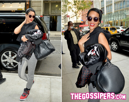 rihanna2 rihanna2 Rihanna felice per il nuovo singolo