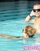 smart casper 80x100 FOTO GALLERY: Jennifer Lopez in piscina con Casper