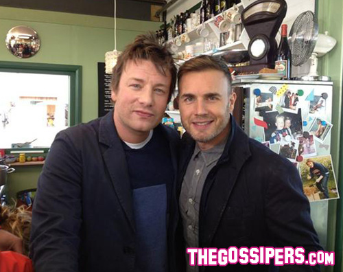 jamie-gary2 jamie gary2 Gary Barlow in cucina da Jamie Oliver