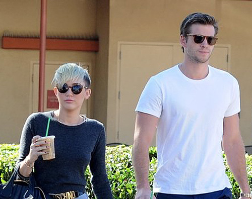 miley liam Liam e Miley insieme da Starbucks