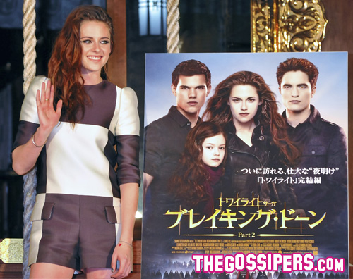stewart tokyo1 Kristen Stewart promuove Breaking Dawn   Parte 2 a Tokyo