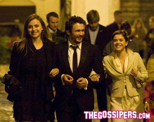 franco donne James Franco gay? Eccolo a Roma con due donne