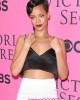 victoria rihanna2 80x100 FOTO GALLERY: Victorias Secret Fashion Show 2012