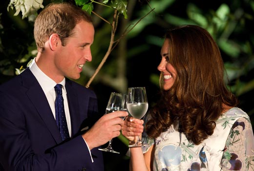 prince william kate middleton toast water pregnant Fiocco azzurro per William e Kate!