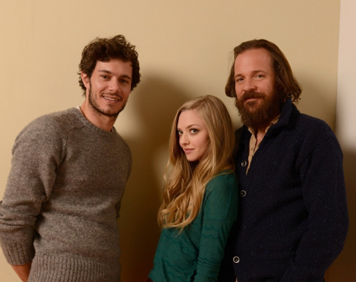 adam amand2a Il cast di Lovelace in posa a Sundance