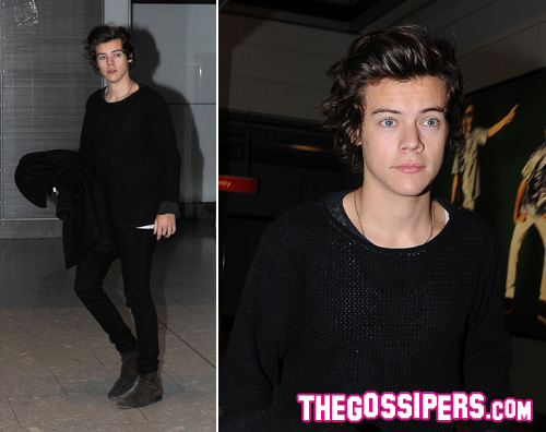 harry styles Harry Styles total black in aeroporto