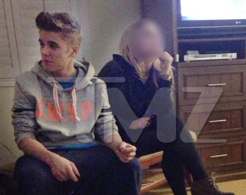 justin canna1 Justin Bieber: festini e marijuana per TMZ