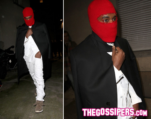 kanye Kanye West mascherato a Parigi