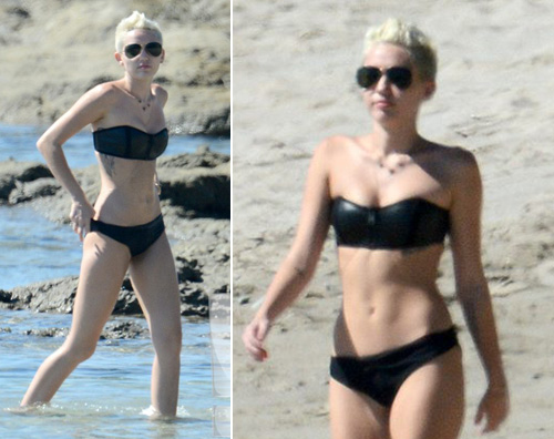 miley2 Miley Cyrus fa yoga sulla spiaggia