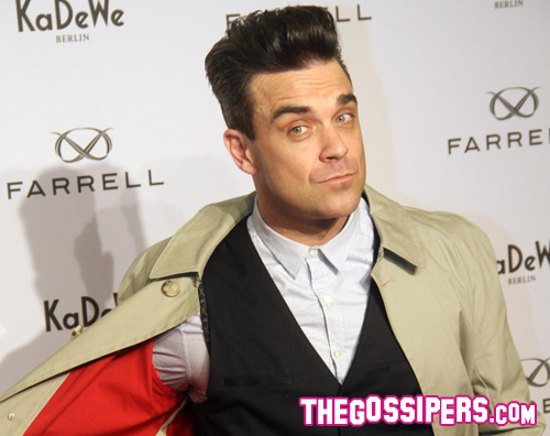 robbie Robbie Williams promuove la sua collezione a Berlino