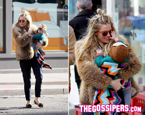 sienna Sienna Miller a passeggio con Marlowe