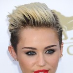 MileyCyrus2 150x150 FOTO GALLERY: Il red carpet dei Billboard Music Awards 2013