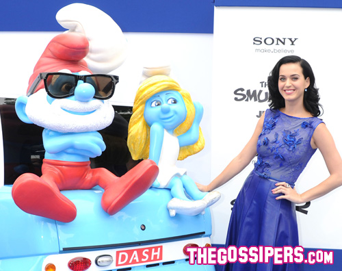 gallerysmurfs Katy Perry e Britney Spears presentano I Puffi 2