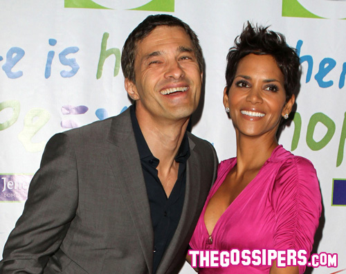 olivier halle Halle Berry ai ferri corti con Olivier Martinez