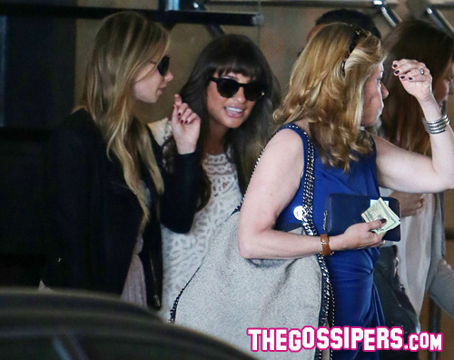 lea1 Lea Michele avvistata a Beverly Hills