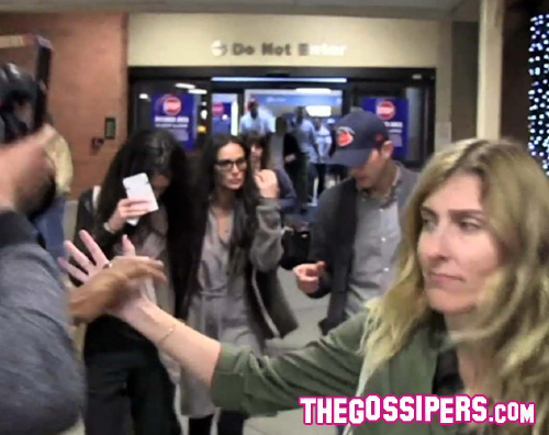 ashton demi2 Ashton Kutcher e Demi Moore insieme in aeroporto