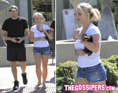 bs Britney Spears felice con David Lucado