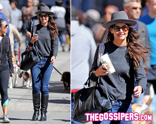 Katie Holmes raggiante a New York katie2 Katie Holmes raggiante a New York