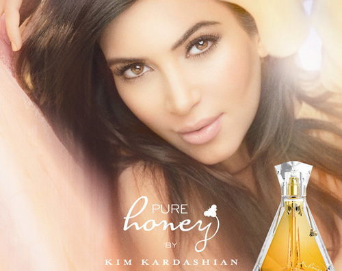 pure honey Kim Kardashian presenta il suo quinto profumo