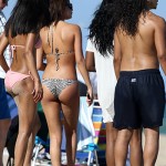 Selena4 150x150 Selena Gomez in bikini a Miami