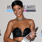 Rihanna2 150x150 AMAs 2013: tutte le foto del red carpet