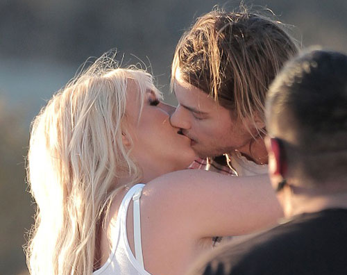 Britney Spears flirta con Alexander Kjellevik brit3 Britney Spears flirta con Alexander Kjellevik